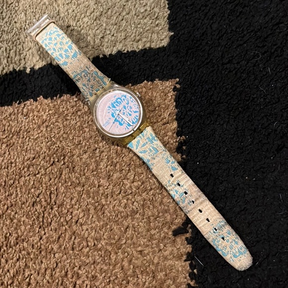 Vintage Swatch Watch Blue Pearl Brocade Floral Cloth Band - Picture 1 of 4